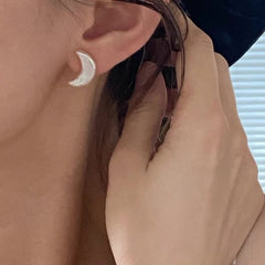 Moonlit Ripples · Baroque Pearl Stud Earrings