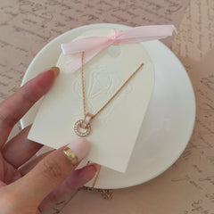 Mother-of-Pearl Open Circle Zircon Necklace