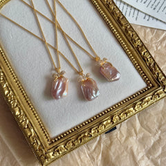 S925 Gold-Plated Silver Baroque Pearl Bow Pendant Necklace