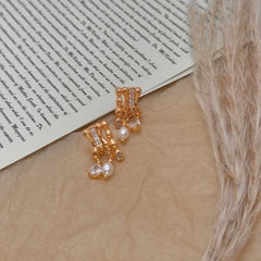 S925 Brushed Silver Pearl & Zircon Vintage Earrings