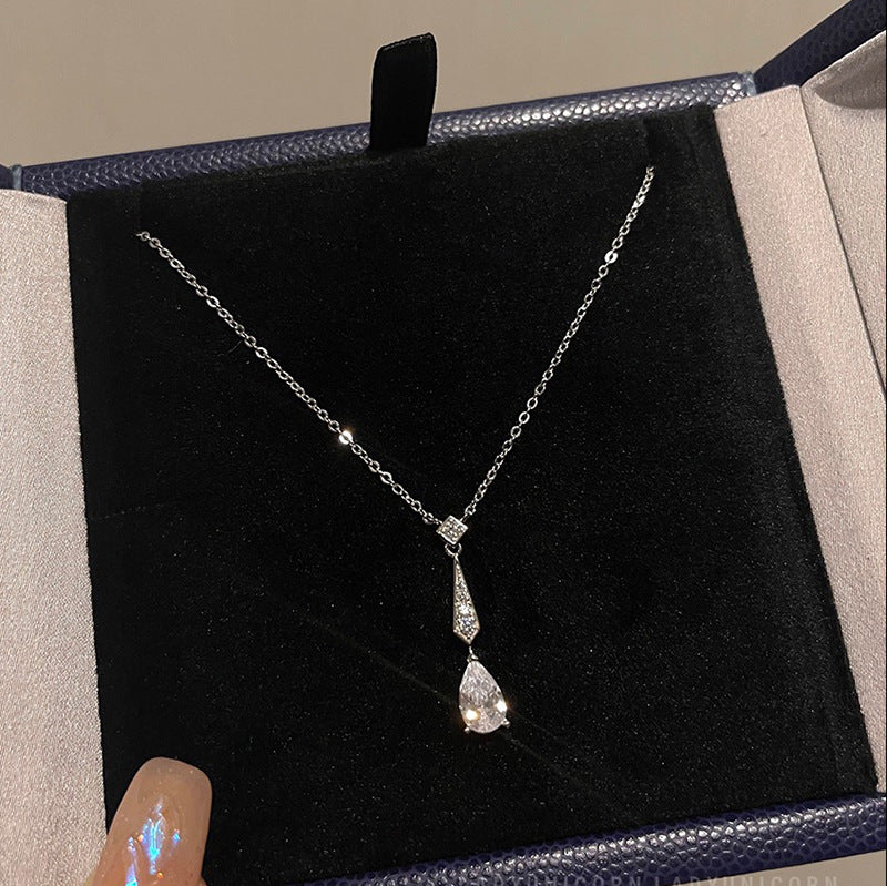 S925 Silver Teardrop Zircon Pendant Necklace