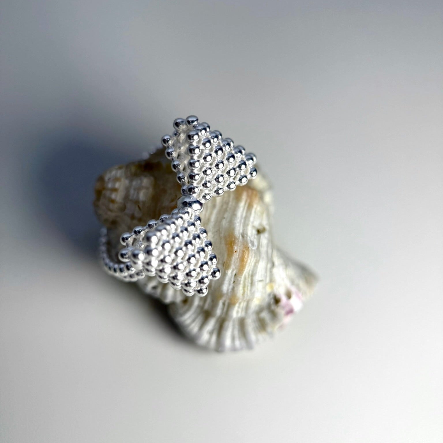 Bubble Bow Ring in S925 Silver