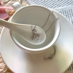 S925 Sterling Silver Twin Blossom Four-Leaf Clover Moissanite Necklace