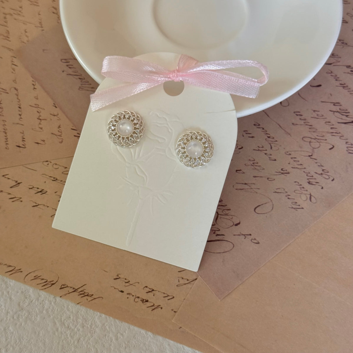 Vintage Lace Openwork White Agate Stud Earrings