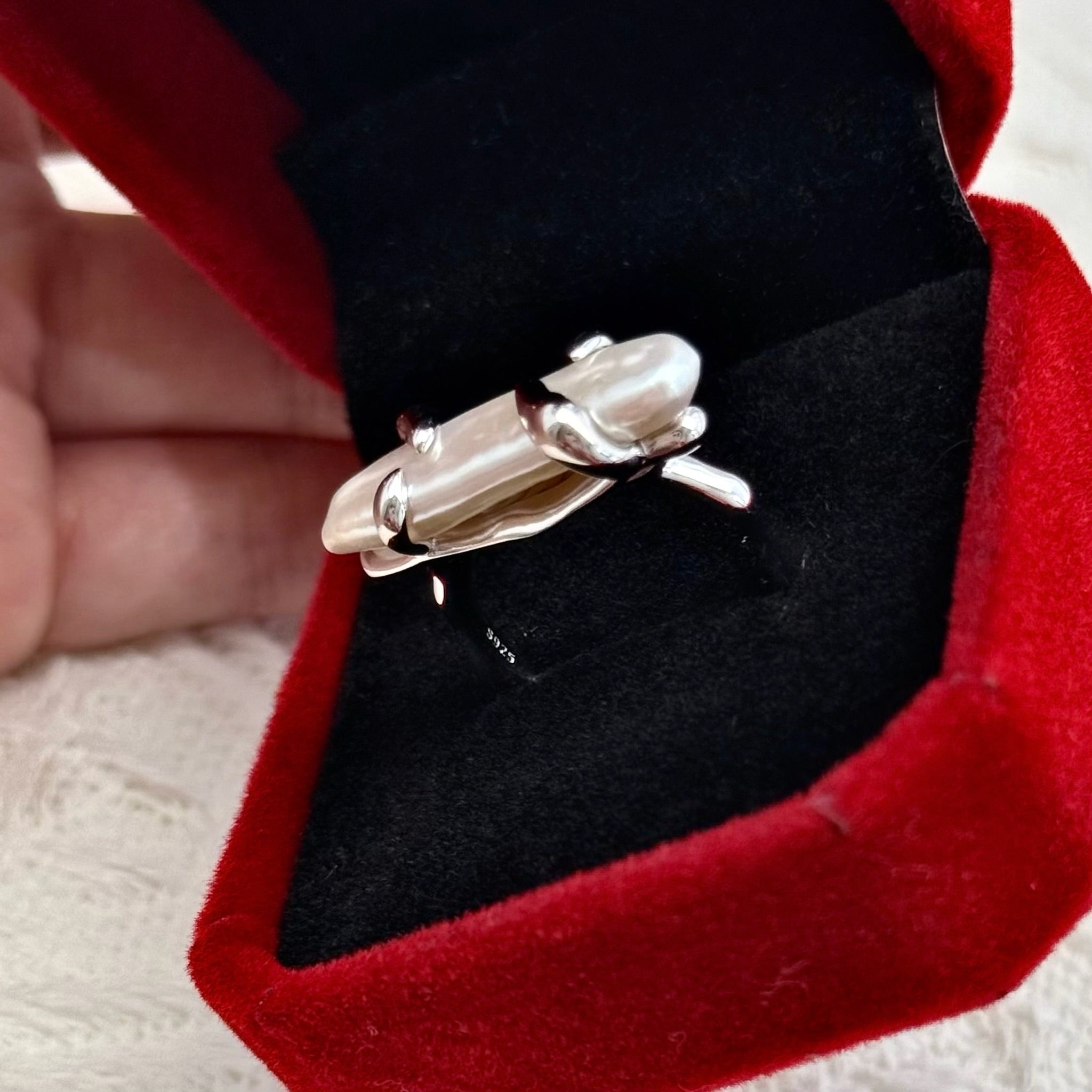 Moon Ripple · Baroque Pearl Silver Ring