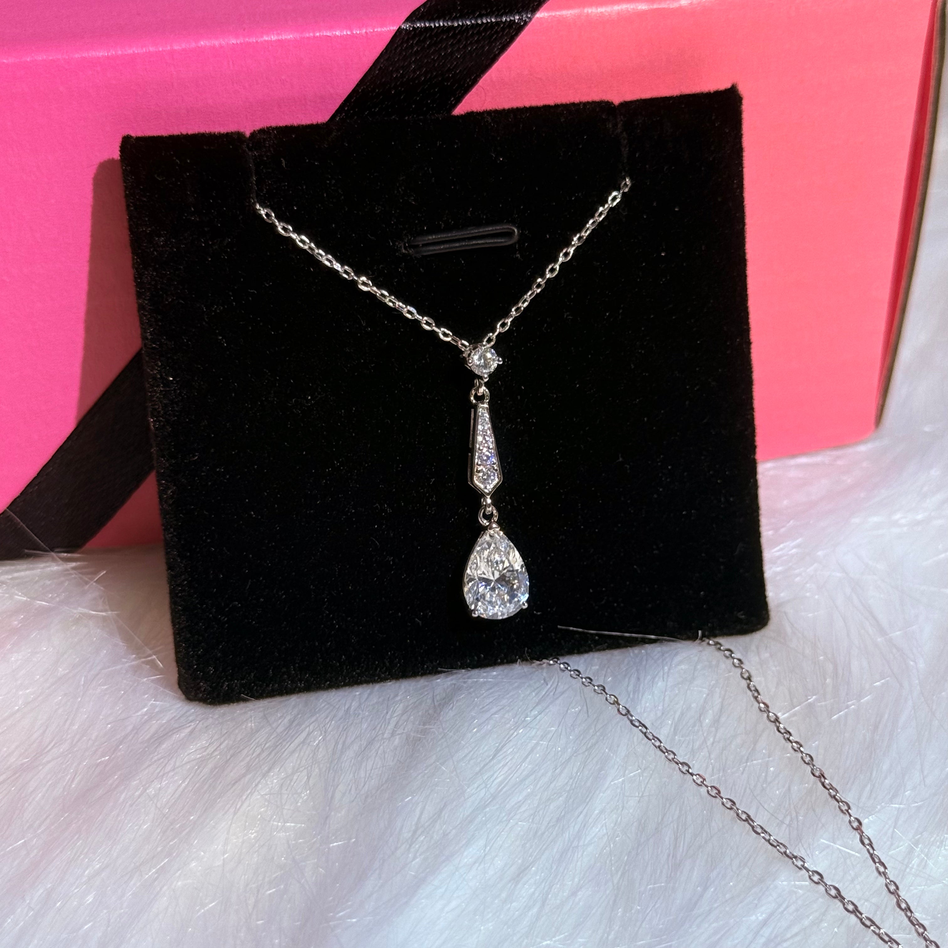 S925 Silver Teardrop Zircon Pendant Necklace