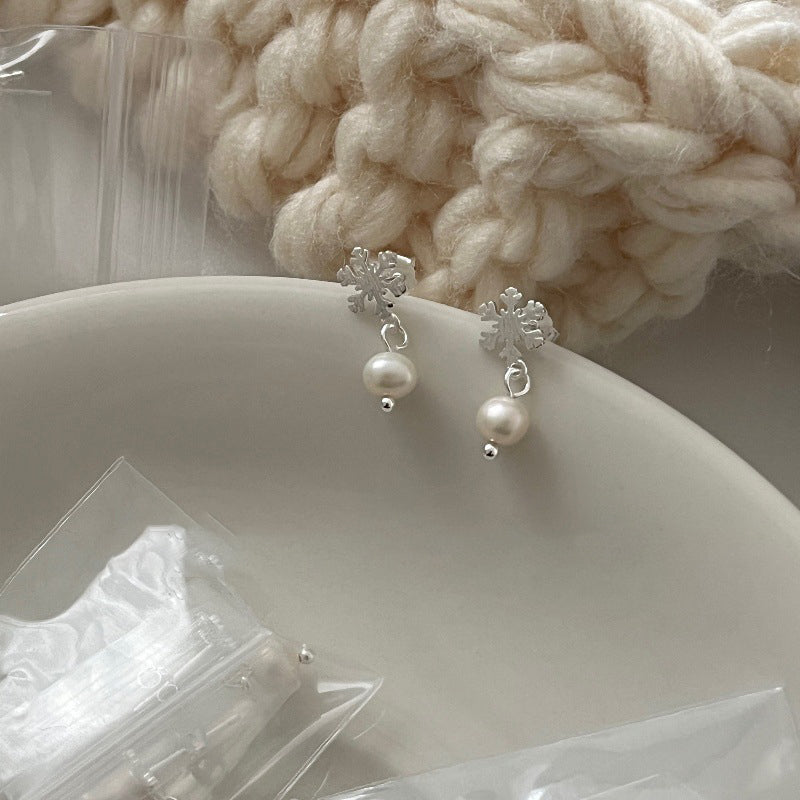 S925 Silver Snowflake Pearl Earrings