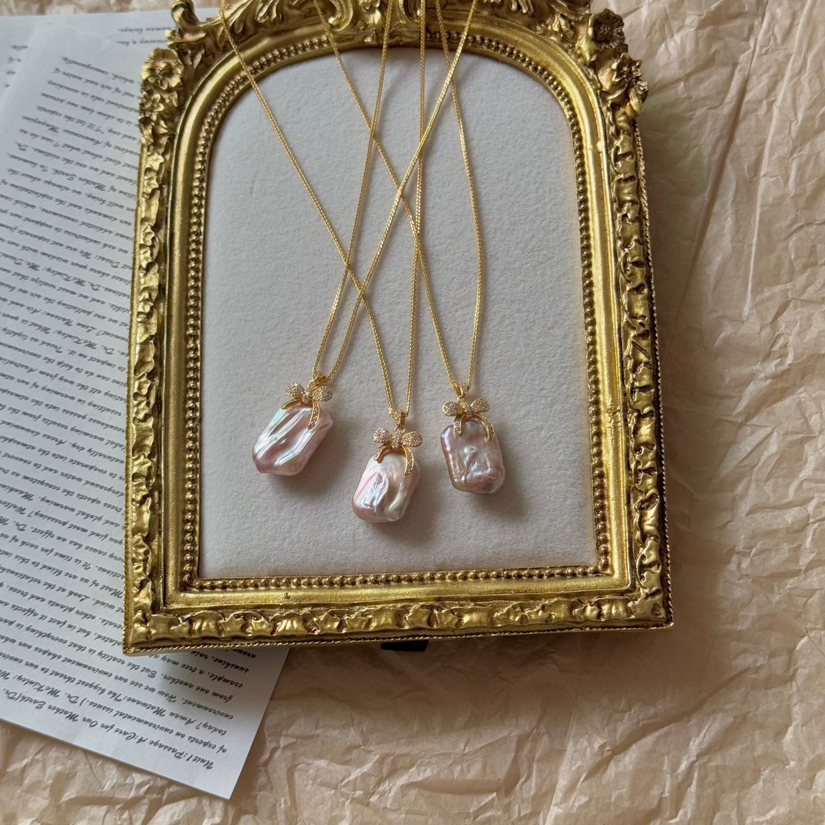 S925 Gold-Plated Silver Baroque Pearl Bow Pendant Necklace