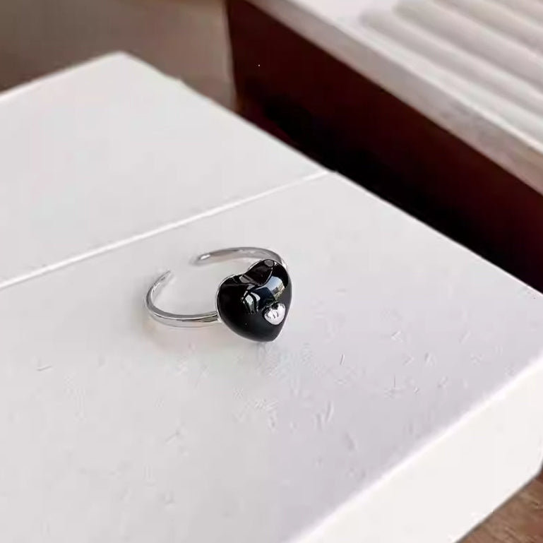 Black Enamel Heart Ring