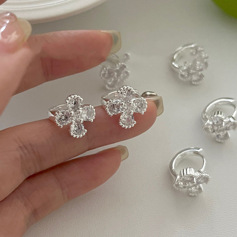 S925 Silver Clover Zircon Earrings