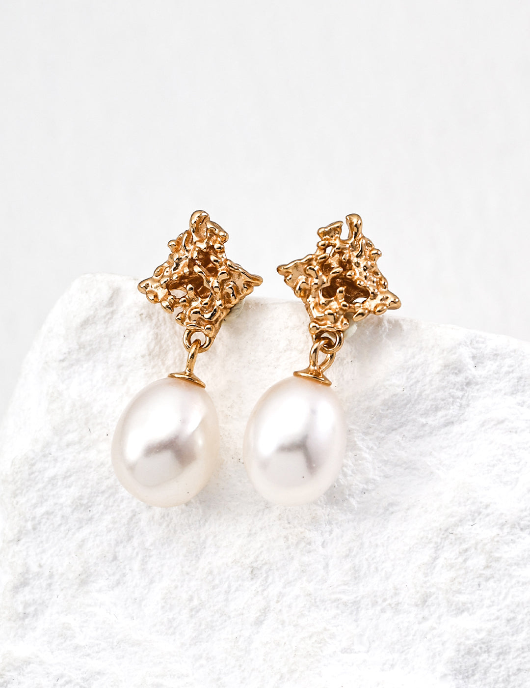S925 Silver Vintage Pearl Earrings