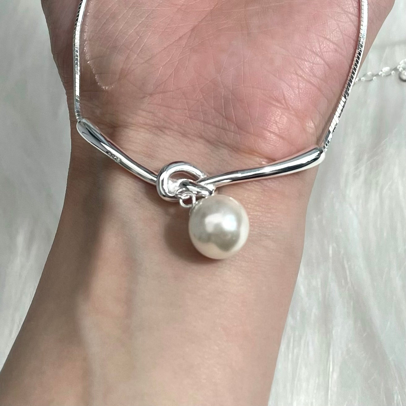 S925 Silver Knotted Snake Chain Necklace with Austrian Pearl